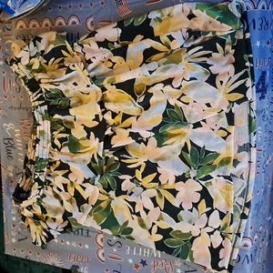 Off the Shoulder Floral Blouse sz XL